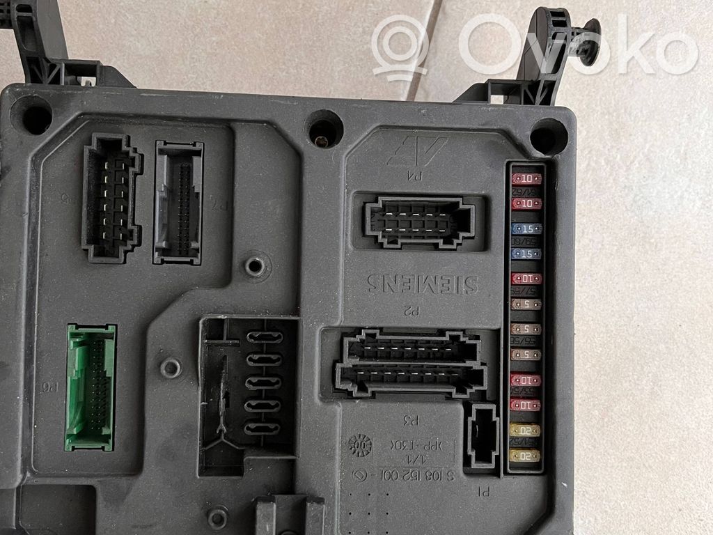 Seat Alhambra (Mk1) Fuse box set 