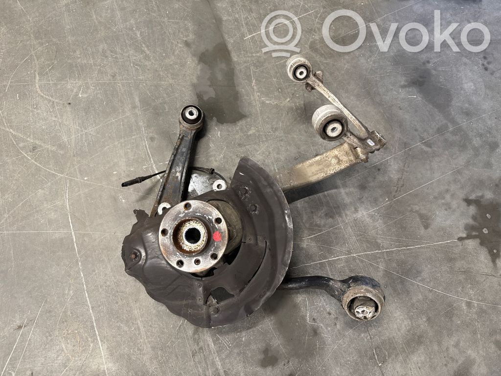 BMW X5 F15 Front wheel hub spindle knuckle 