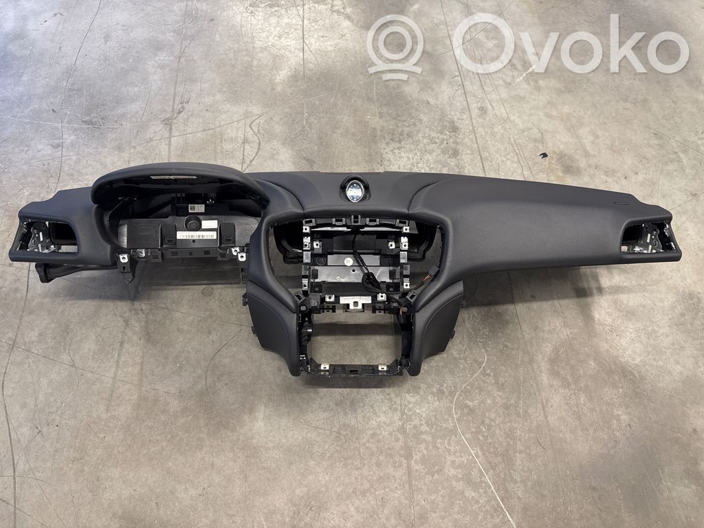 Maserati Ghibli Panel de instrumentos 
