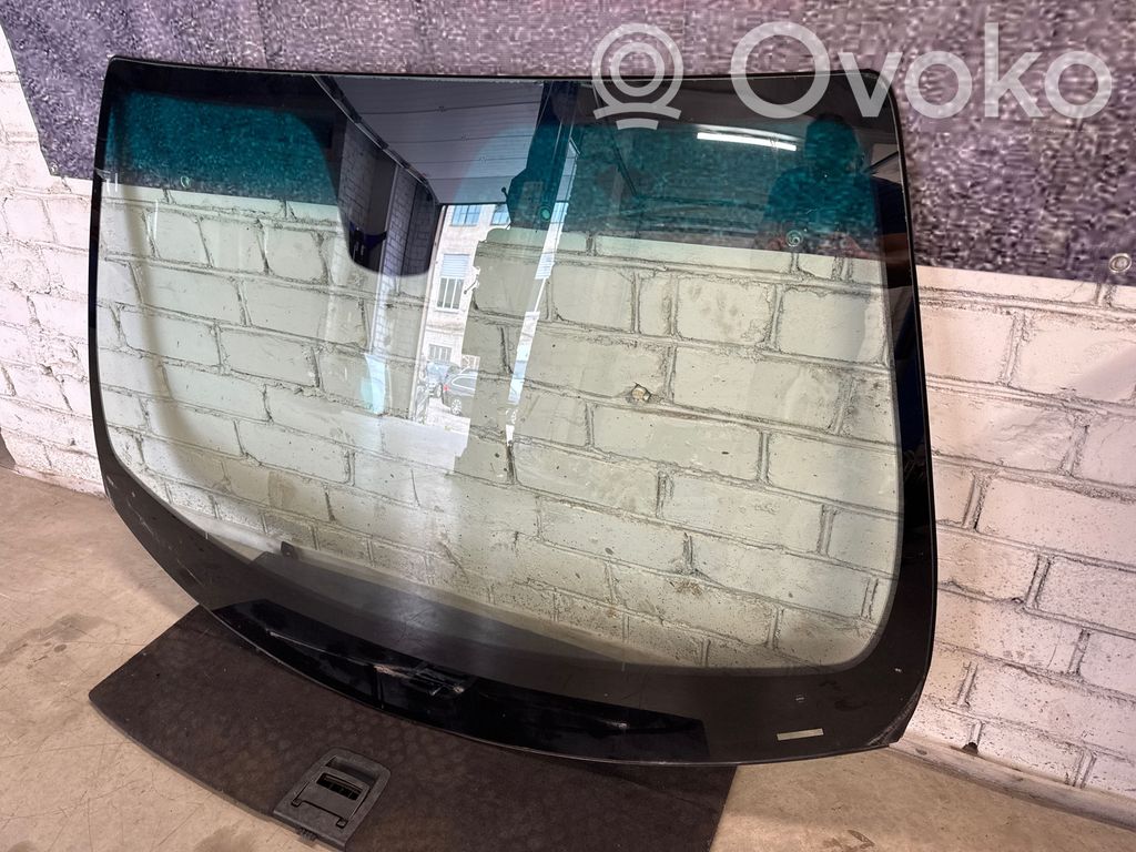 Maserati Ghibli Front windscreen/windshield window 