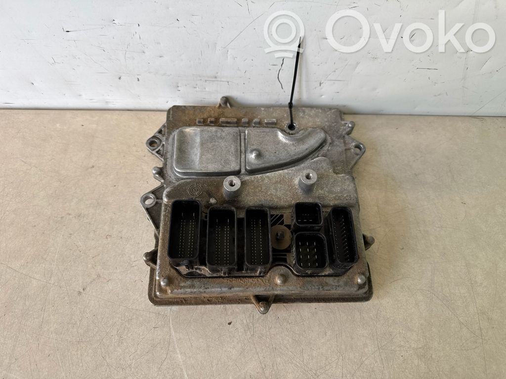 BMW 4 F32 F33 Engine control unit/module 