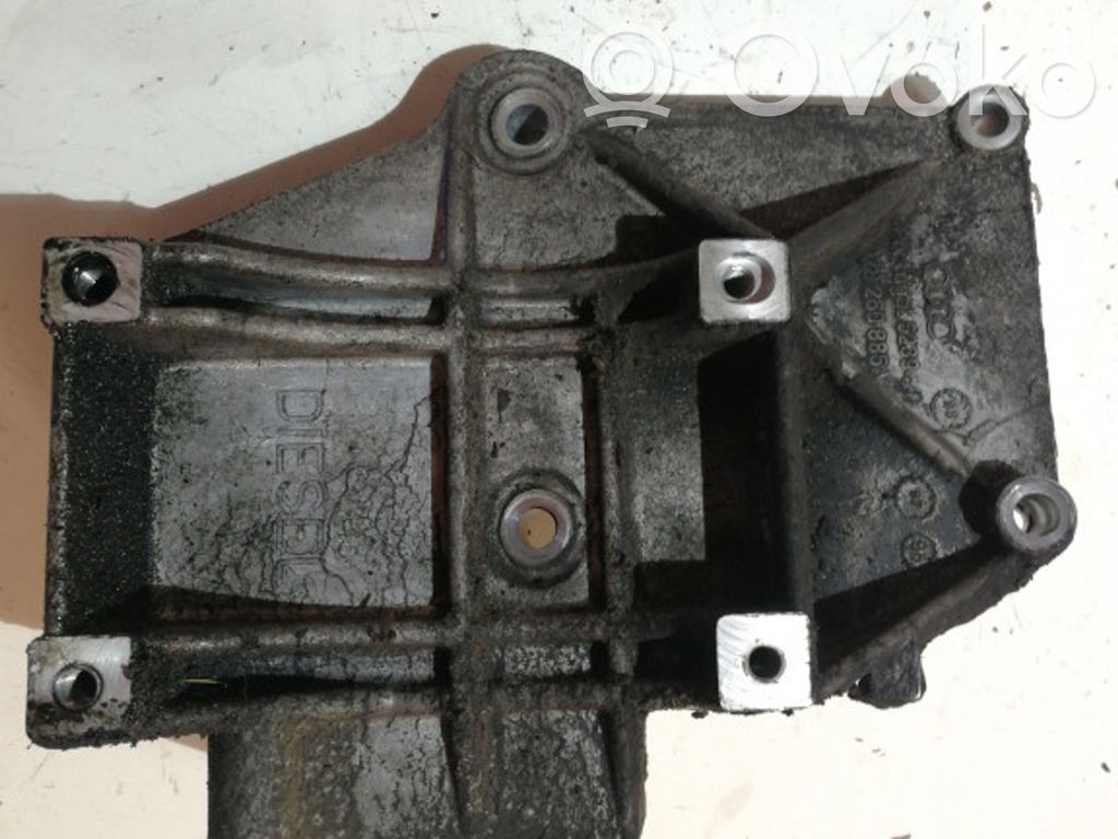 Volkswagen PASSAT B5 A/C compressor mount bracket 