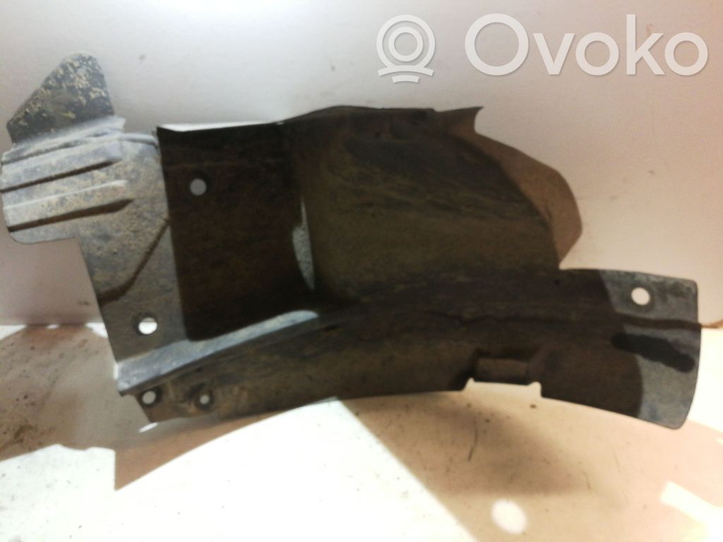 Opel Vivaro Nadkole przednie 