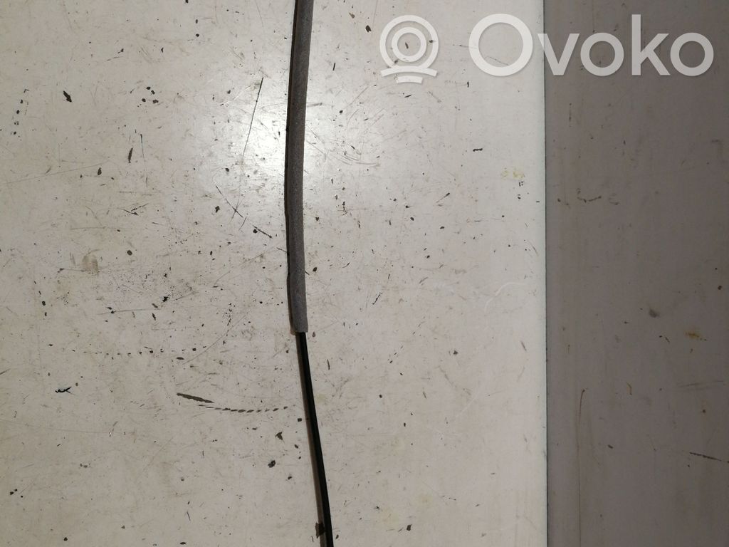 Volvo V70 Línea de cable de puerta trasera 
