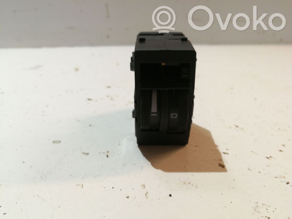 Audi A2 Headlight level height control switch 