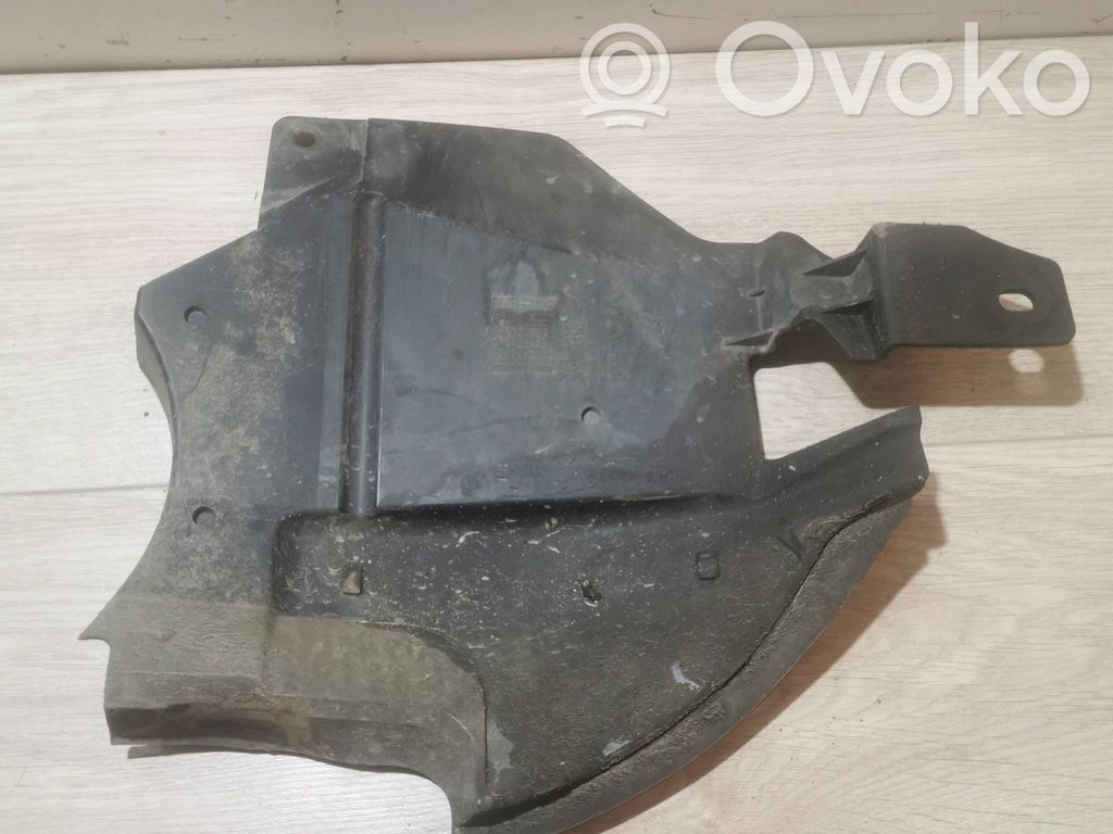 Volvo XC90 Variklio dugno apsauga 