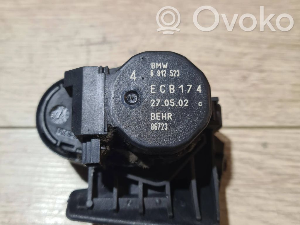 BMW 3 E46 Tuloilmaventtiilin käyttömoottori 