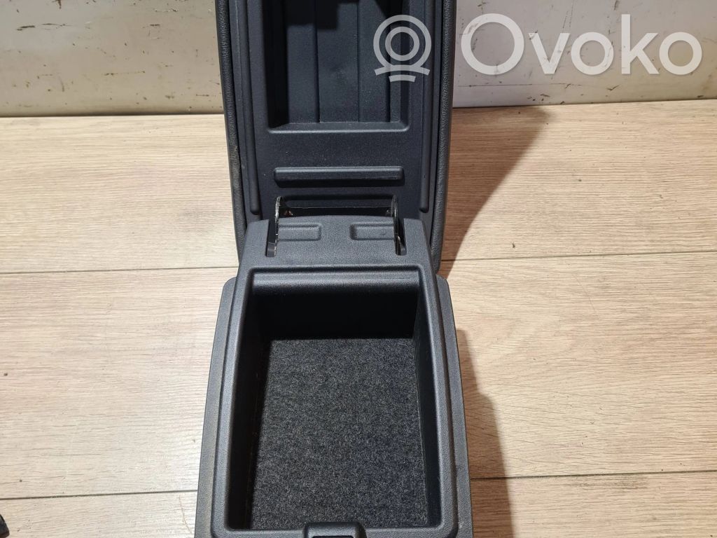 Ford Mondeo MK IV Armrest 