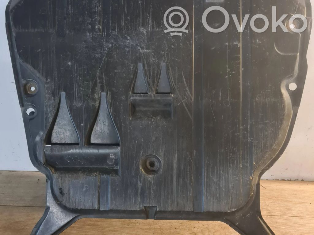 Volvo S80 Engine splash shield/under tray 