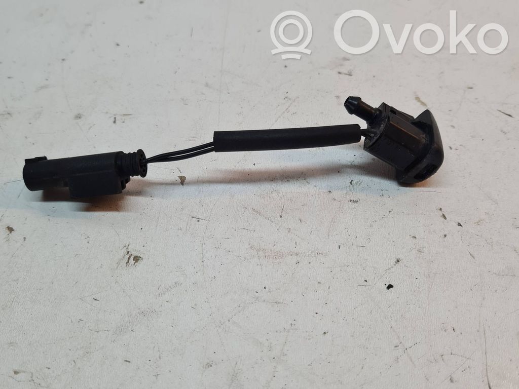 BMW 5 E60 E61 Windshield washer spray nozzle 
