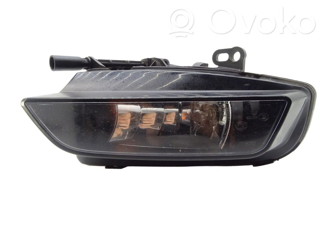 Etusumuvalo   8V0941700D