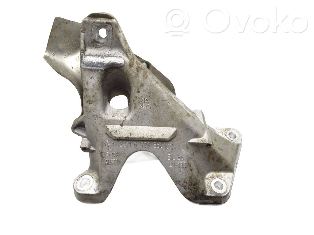 Engine mounting bracket   6779368