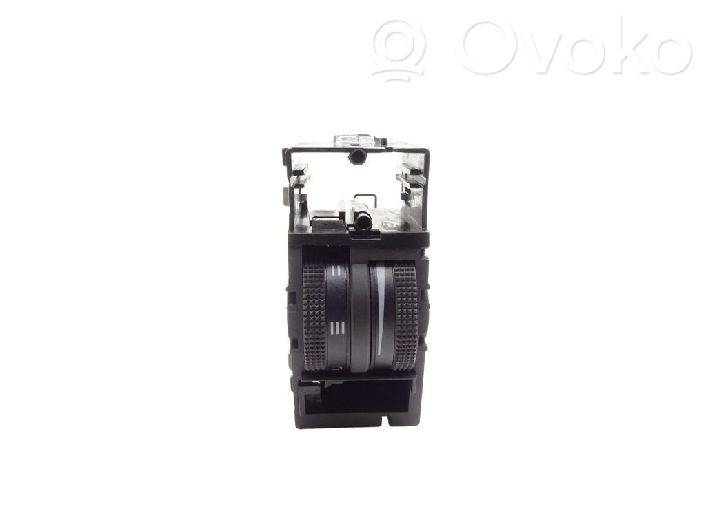 Audi Q3 8U Autres commutateurs / boutons / leviers 