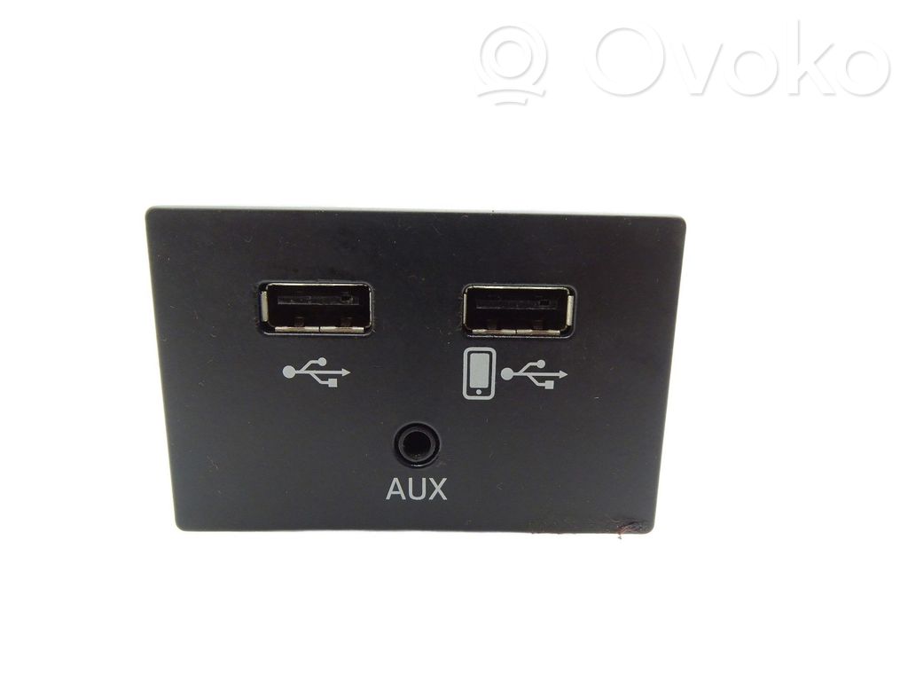 Audi A6 Allroad C7 Enchufe conector USB 