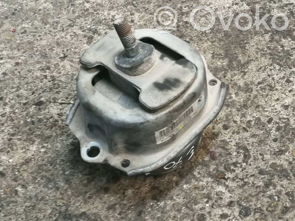 BMW X5 E70 Engine mount bracket 