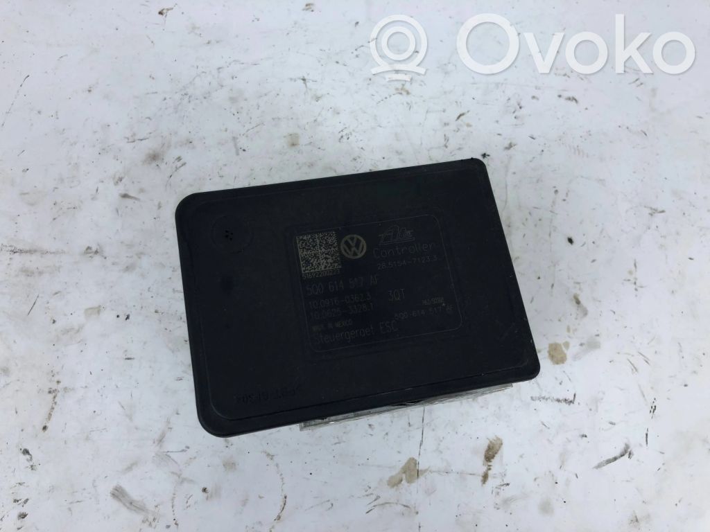Volkswagen Golf VII ABS bloks 