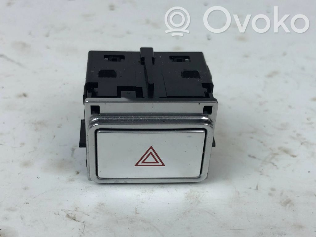 Jaguar I-Pace Hazard light switch 