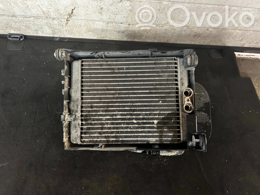 BMW X6 E71 Engine oil radiator 
