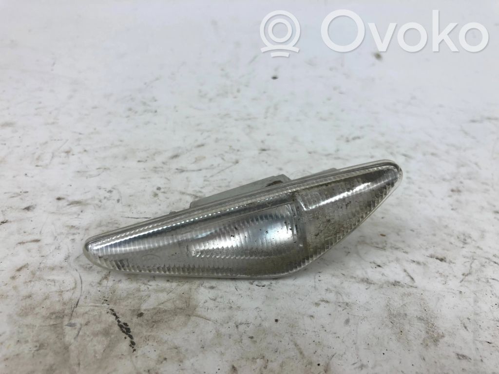 BMW X5 E70 Front fender indicator light 