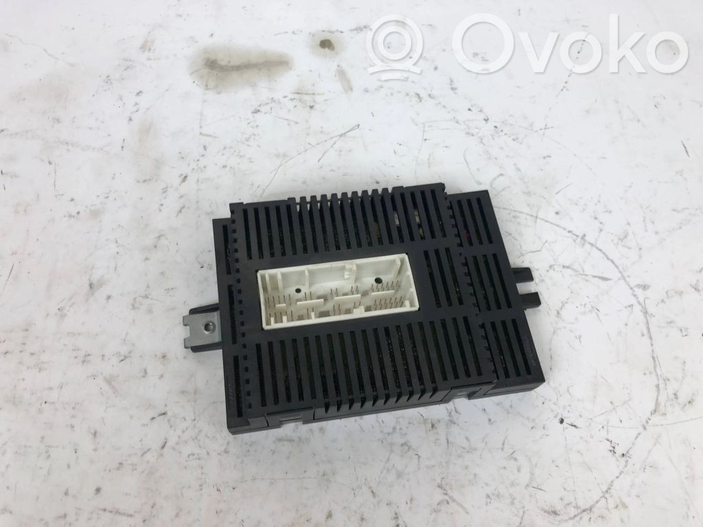 BMW 7 E65 E66 Šviesų modulis 
