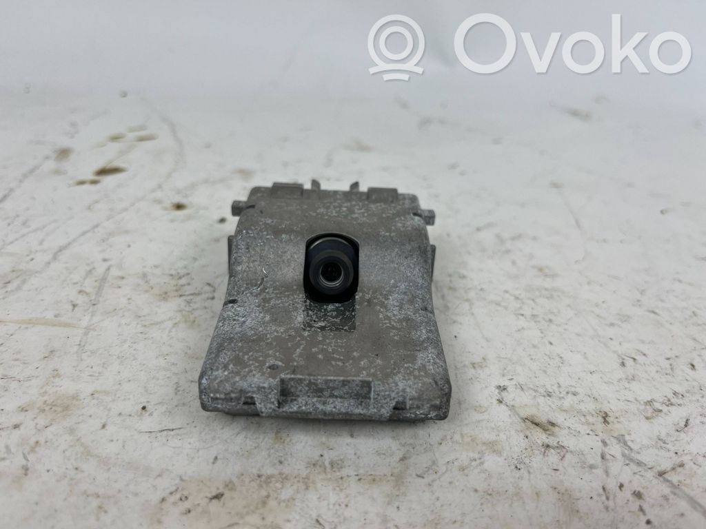 Windshield/windscreen camera   670101172,68290304AE