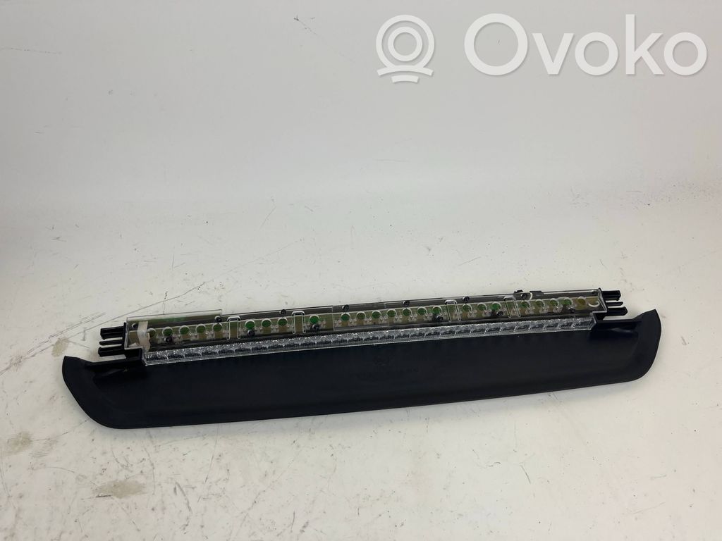 BMW X6 M Third/center stoplight 