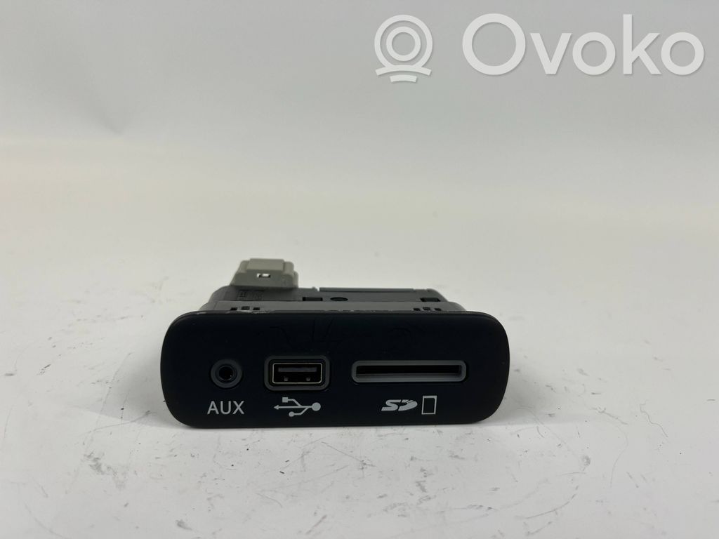 Maserati Ghibli Connettore plug in AUX 