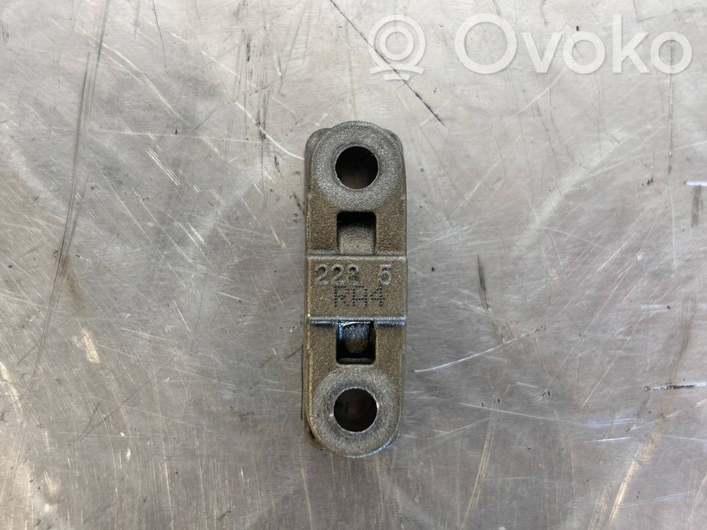 Camshaft holder bracket   2285