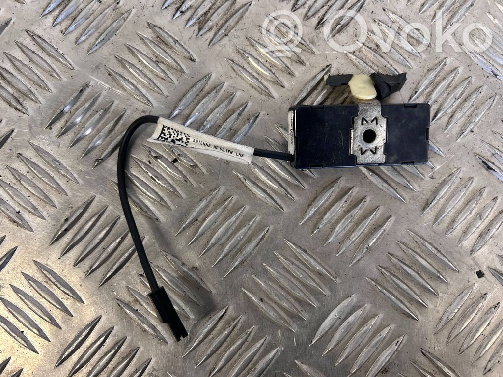 Tesla Model X Antenos stiprintuvas 