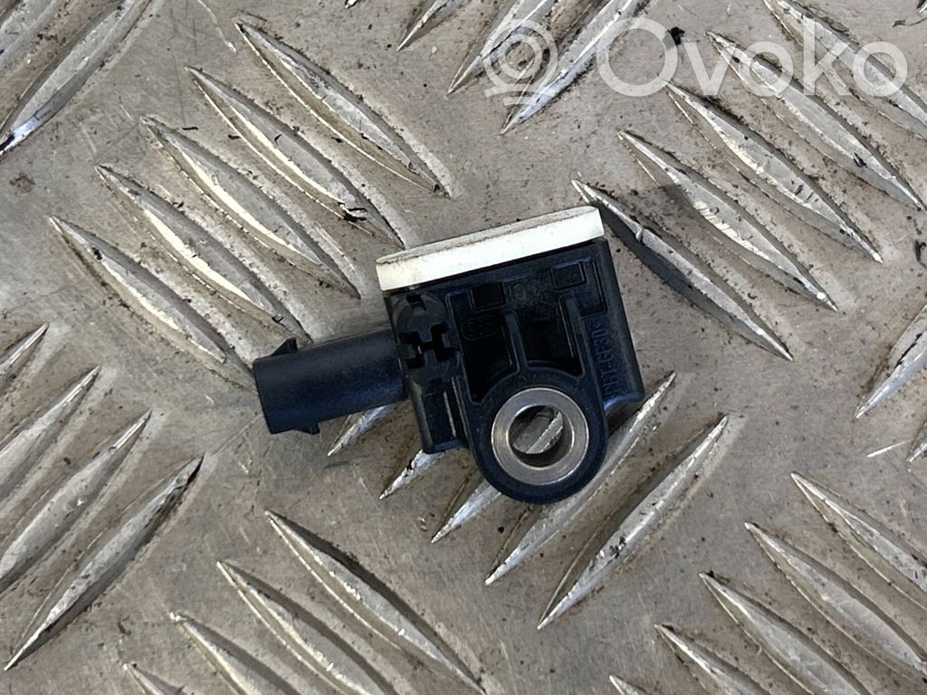 Tesla Model X Airbag deployment crash/impact sensor 