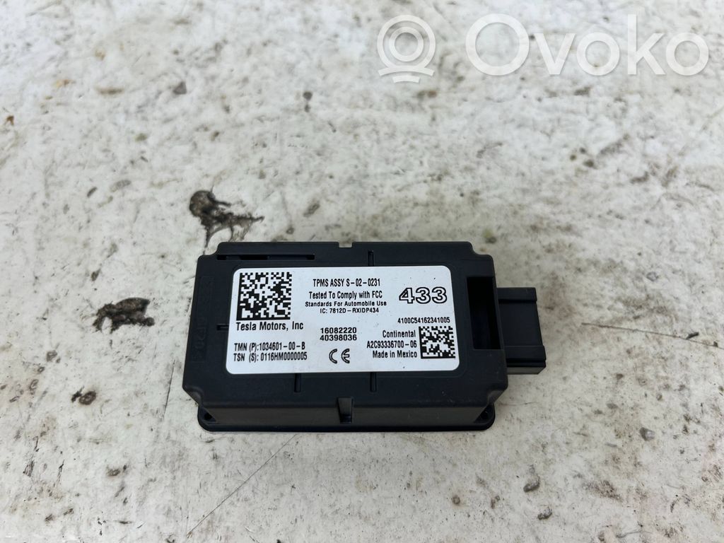 Tesla Model X Tire pressure control unit 
