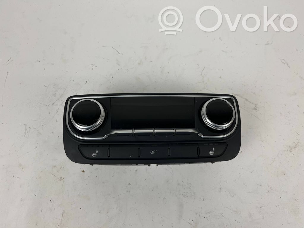Audi Q7 4M Climate control unit 
