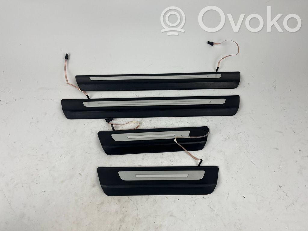 Audi Q7 4M Set apărători prag (interioare) 