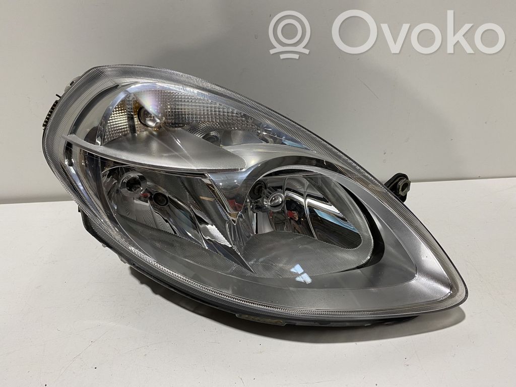 Lancia Ypsilon Headlight/headlamp 