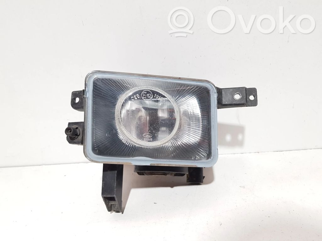 Opel Corsa C Miglas lukturis priekšā 