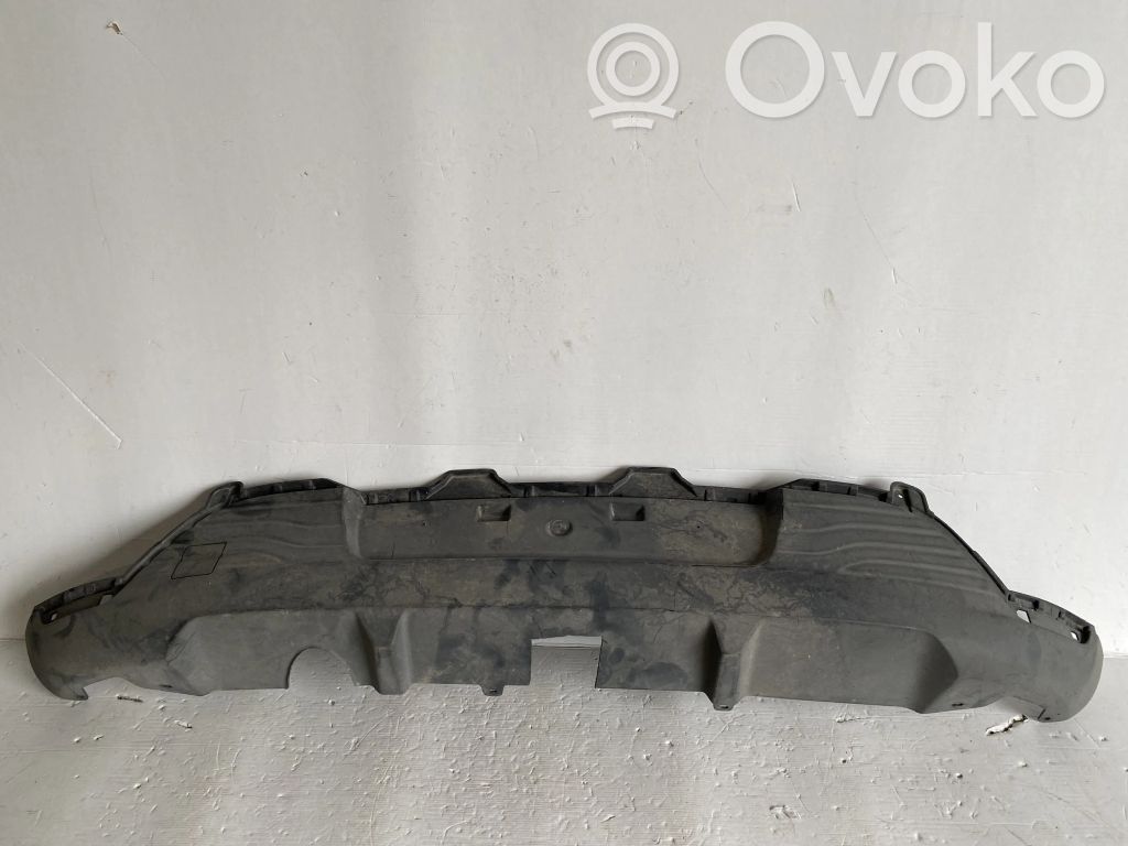 Renault Clio IV Moldura inferior del parachoques trasero 