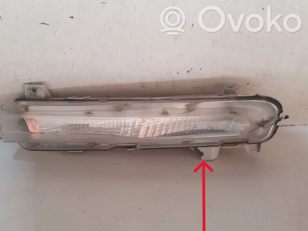 Volvo V40 Etusumuvalo 