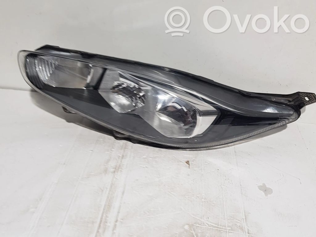 Ford Fiesta Headlight/headlamp 