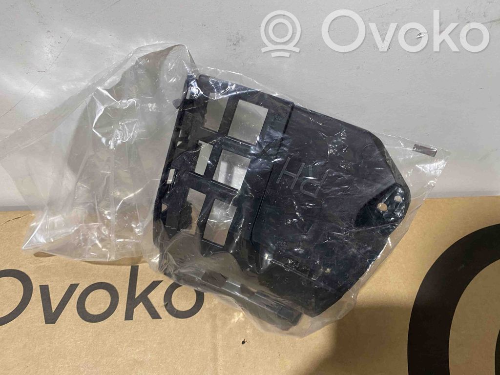 Volvo XC40 Soporte del parachoques delantero 