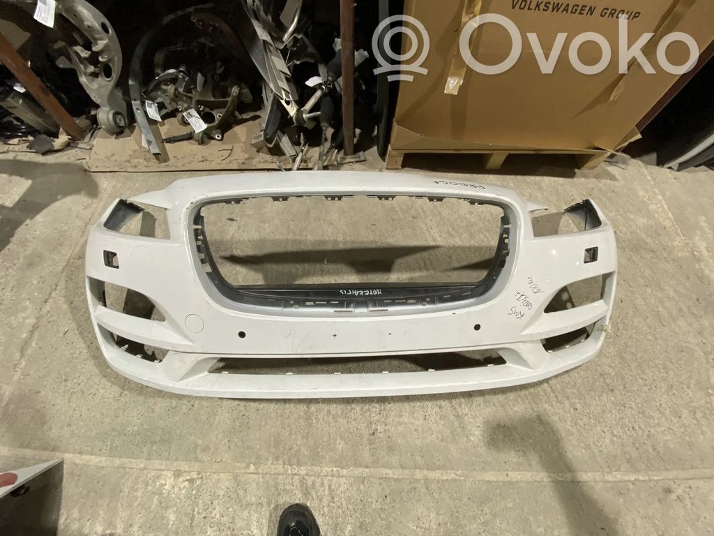 Jaguar F-Pace Front bumper 