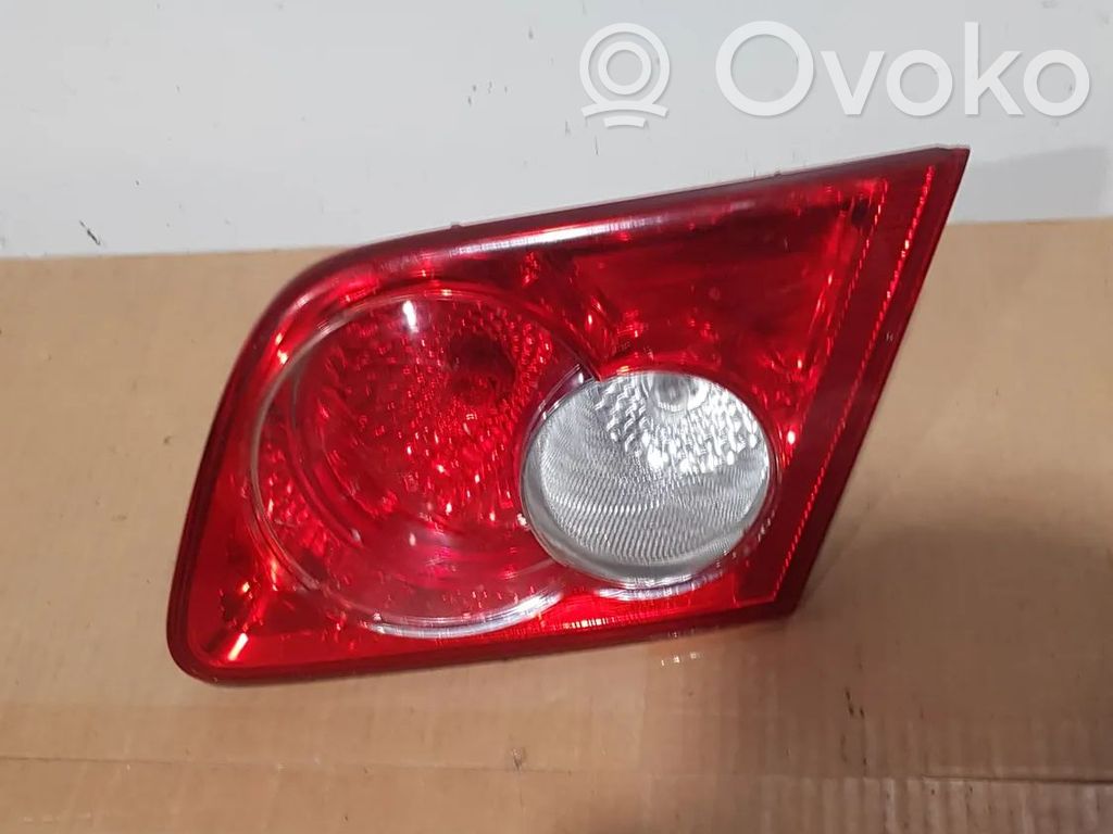 Rear/tail lights   2TZ950200