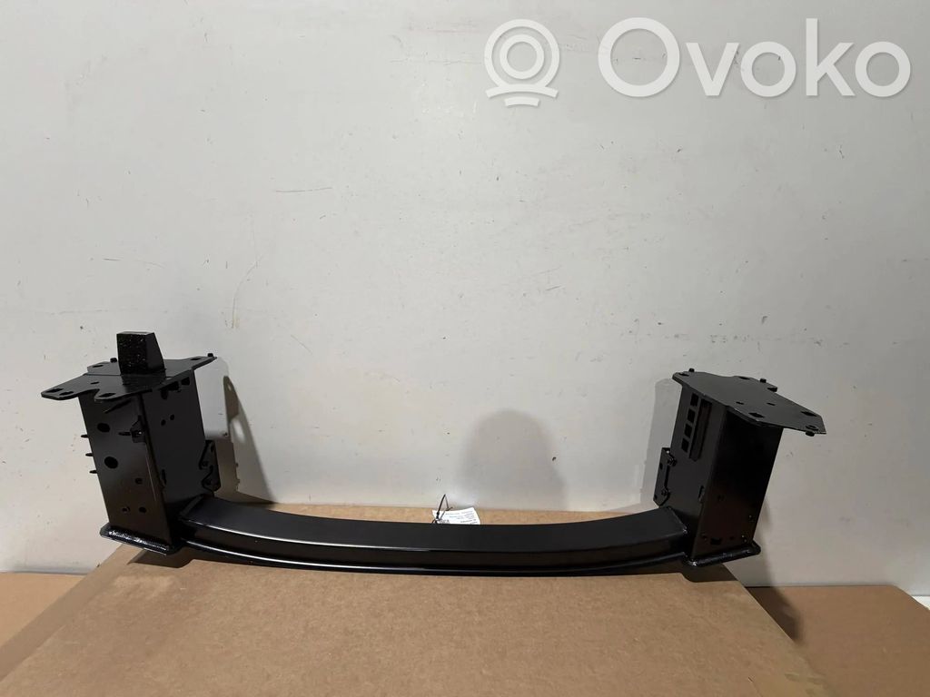 Volvo XC40 Poprzeczka zderzaka przedniego 
