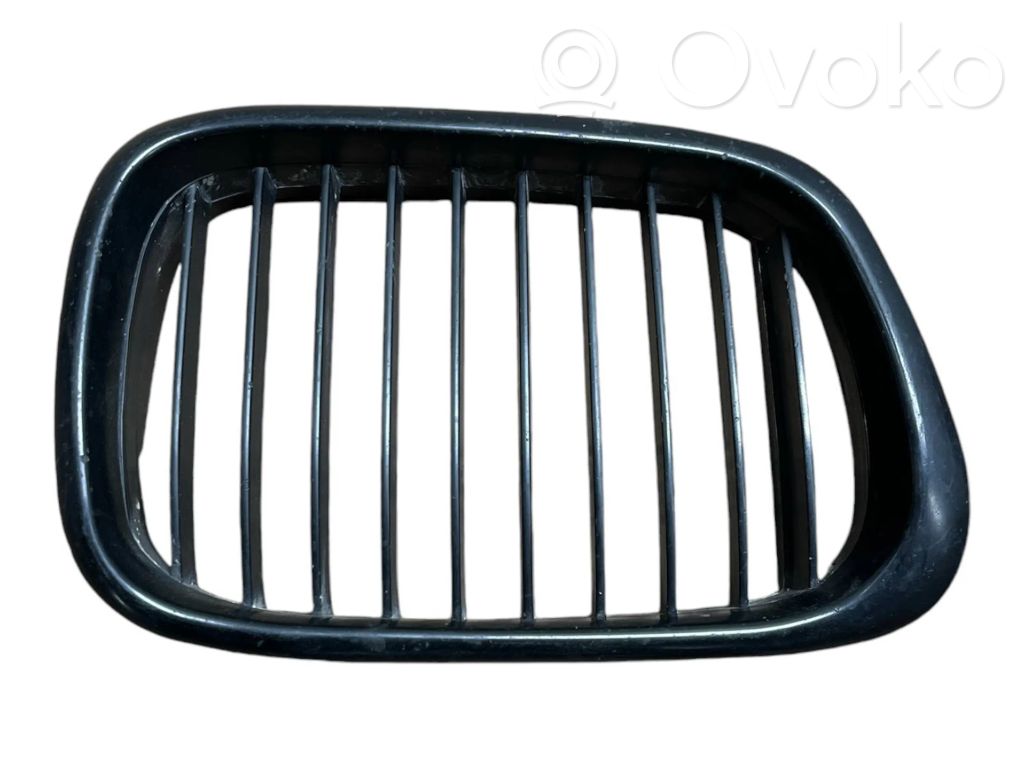 BMW 5 E39 Front grill 