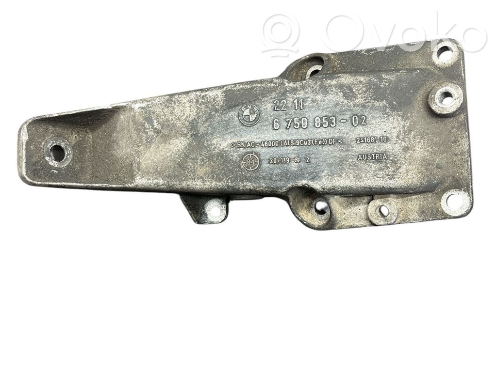 BMW 3 E46 Engine mounting bracket 
