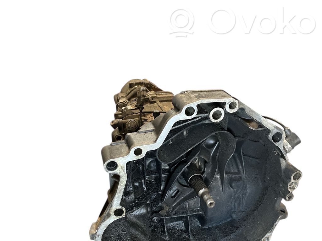 Volkswagen PASSAT B5.5 Manualna 6-biegowa skrzynia biegów 