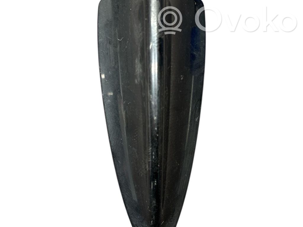 BMW 5 E60 E61 Stogo (GPS) antenos dangtelis 