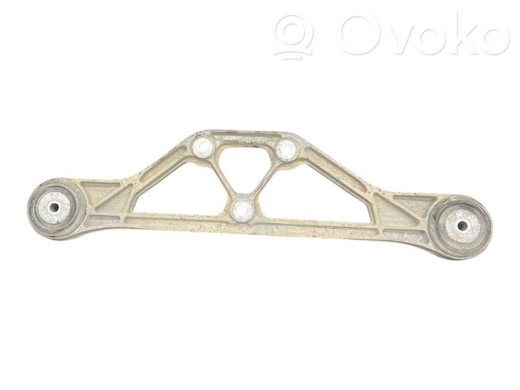 Volkswagen Phaeton Rear differential/diff mount bracket 
