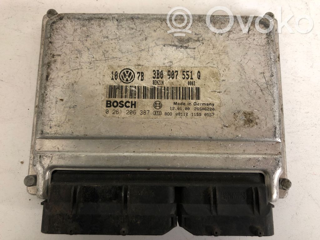 Volkswagen PASSAT B5 Engine control unit/module 