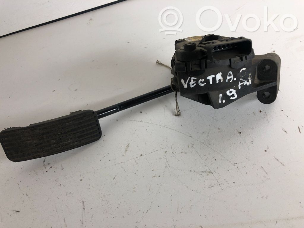 Opel Vectra C Kaasupoljin 