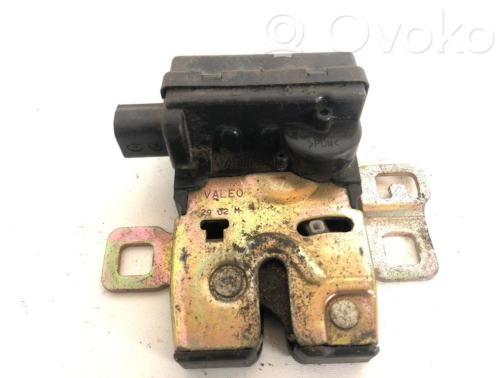 Mini One - Cooper R50 - 53 Tailgate/trunk/boot lock/catch/latch 